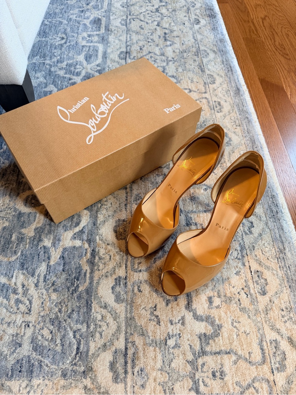 Christian Louboutin Madame ClaudeTan Patent Peep-Toe Heels size 39.5